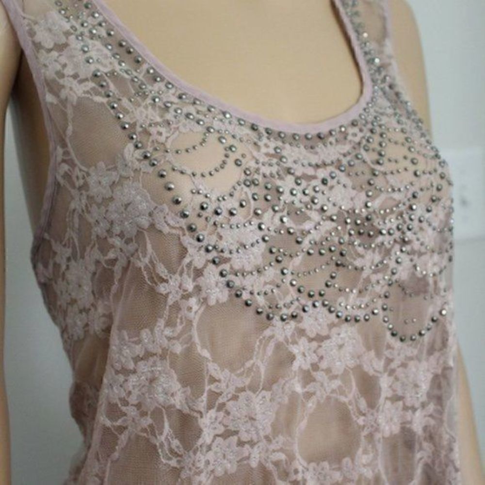 Charlotte Russe sheer mash floral/rose print top/blouse L tan sleeveless - Picture 6 of 16